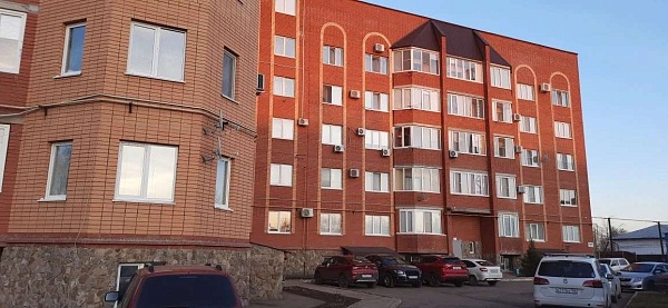 2-к квартира, 60 кв.м.