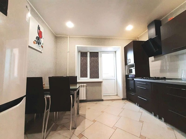 2-к квартира, 60 кв.м.