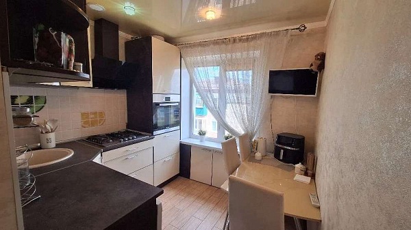 3-к квартира, 59 кв.м., 2й Микрорайон, 2-й мкр, 1