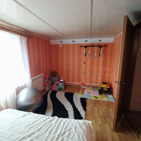 Дом, 100 кв.м.