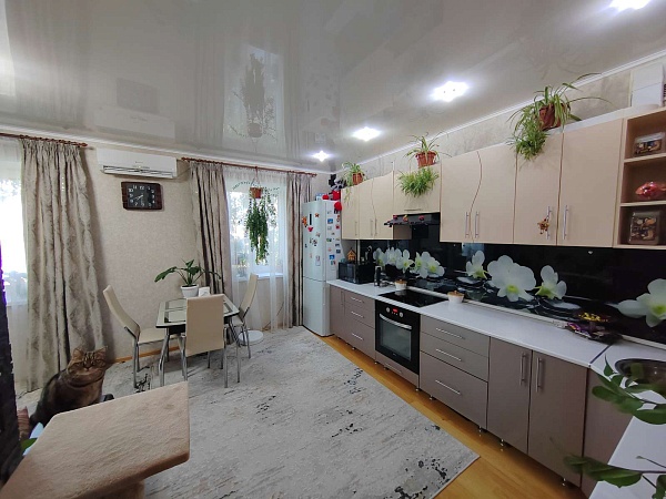 2-к квартира, 53 кв.м.