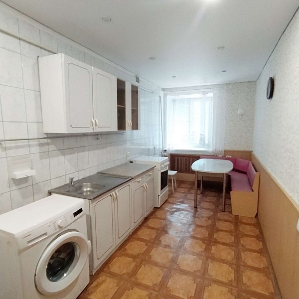2-к квартира, 49 кв.м., 7й Микрорайон, Луганская ул., 2А