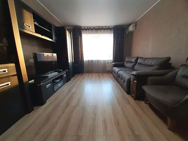 2-к квартира, 60 кв.м.