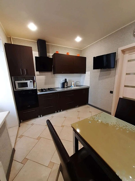 2-к квартира, 60 кв.м.